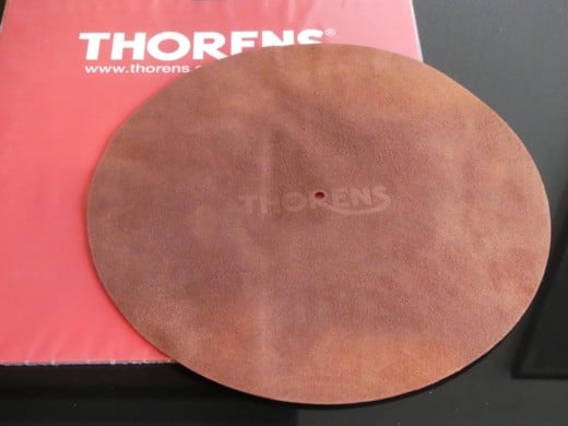 TELLERMATTE AUS LEDER, BRAUN