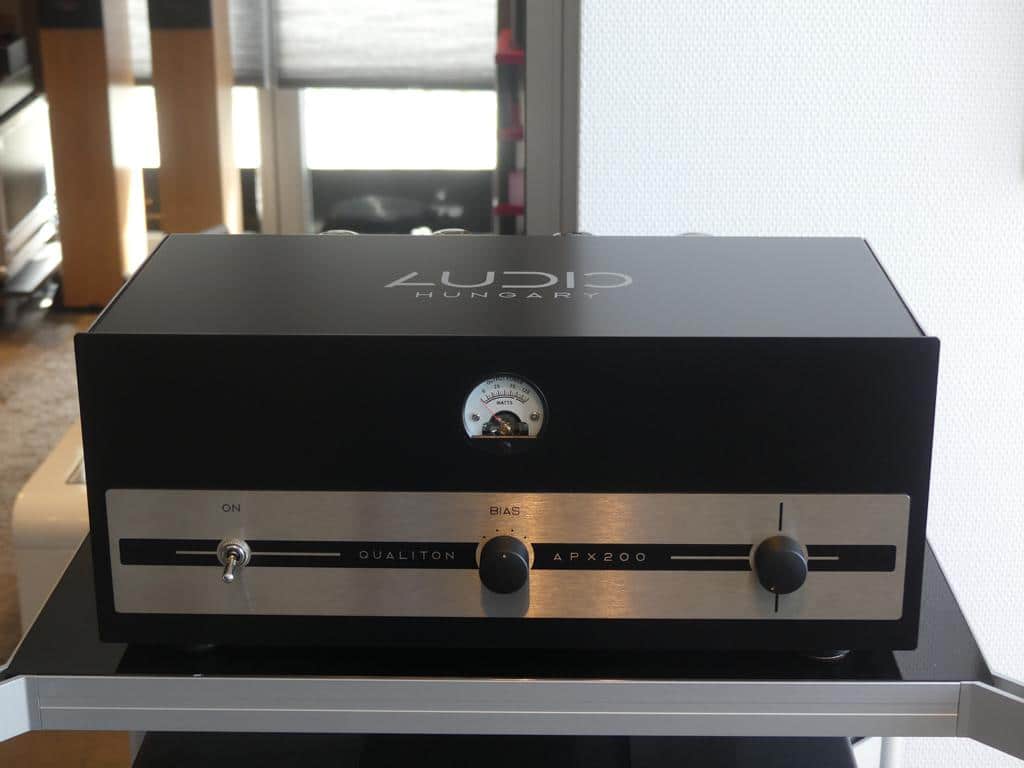 Qualiton APX 200