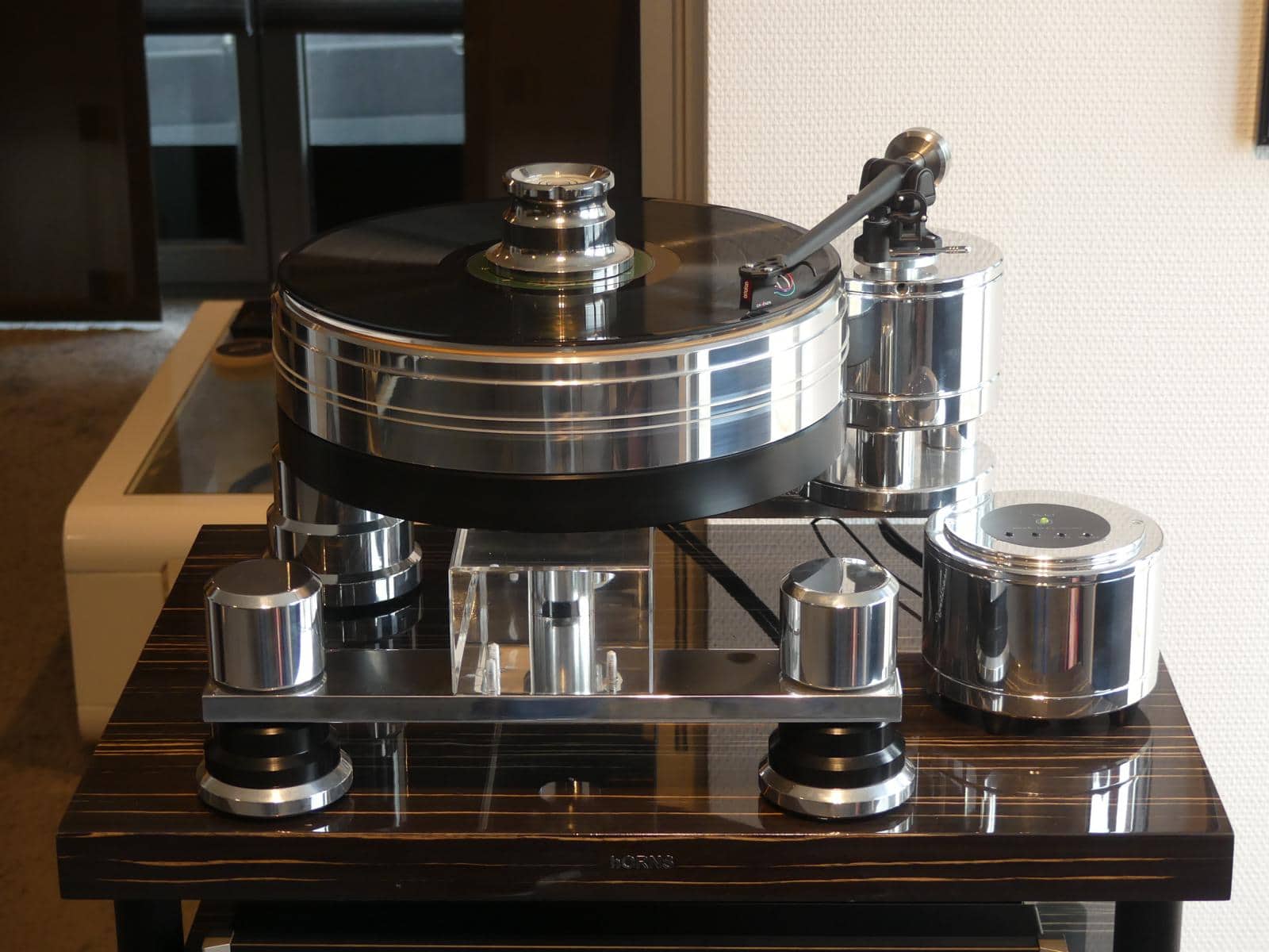 Royal mit WTB 370 Tonarm und Struck Netzteil
