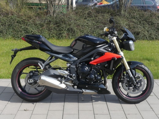 Triumph Street Triple ++ 1597KM ++ Service neu ++ Tiefer