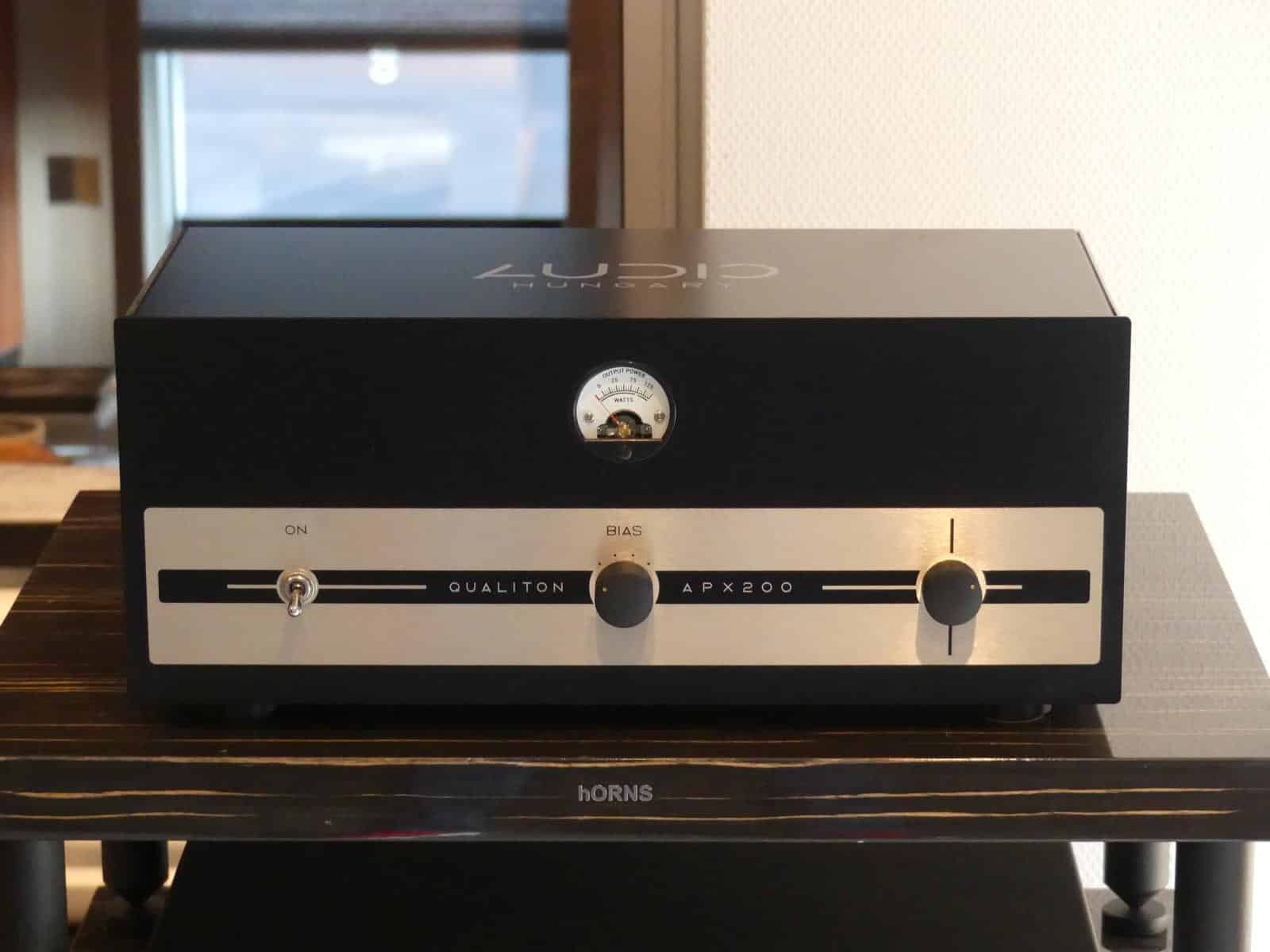 APX 200