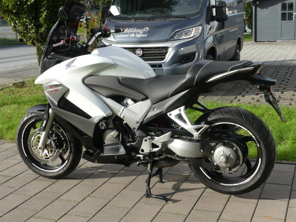 VFR 800X ++ Top Zustand ++ Top Ausstattung ++