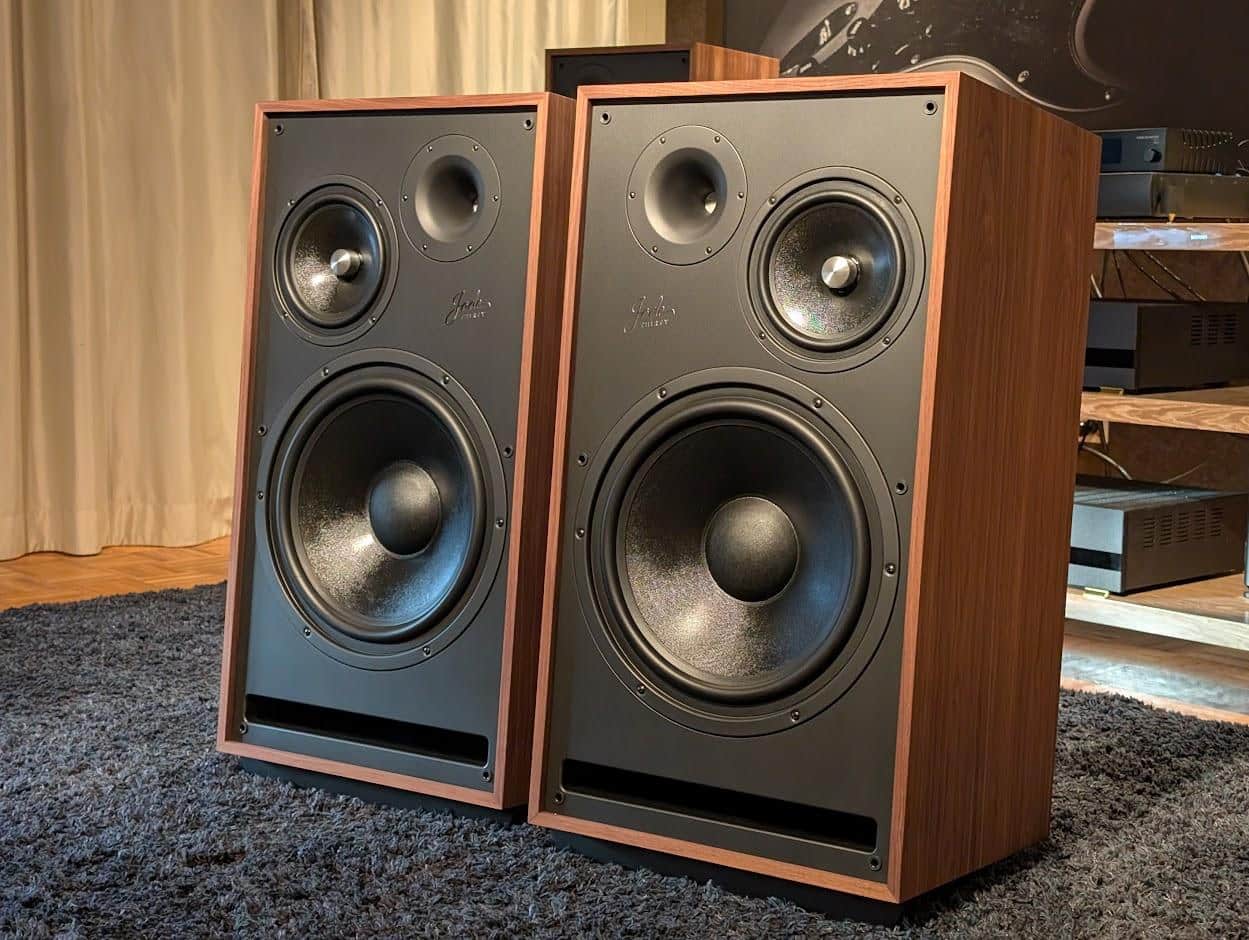 Jade 30