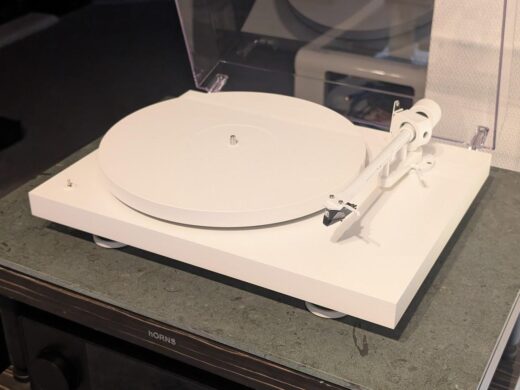 Debut PRO B White Edition