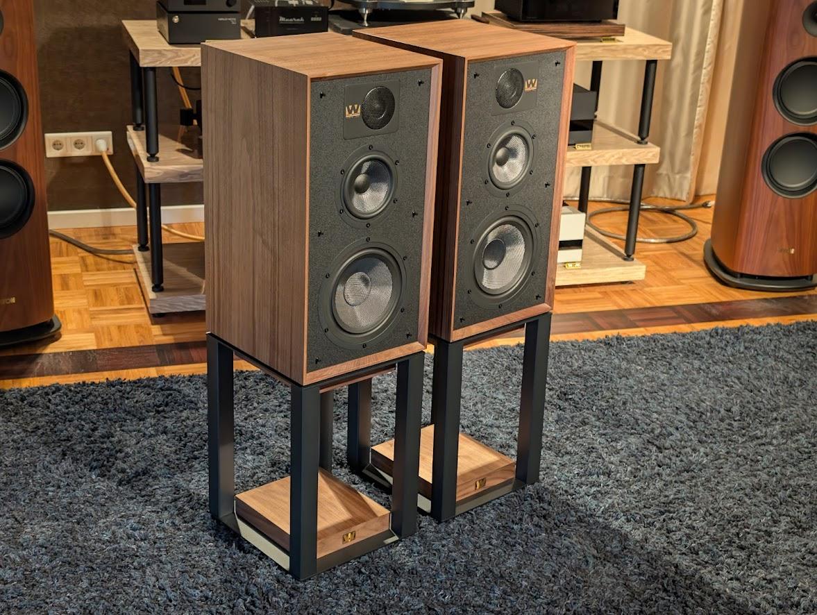 Linton 85 mit Ständern